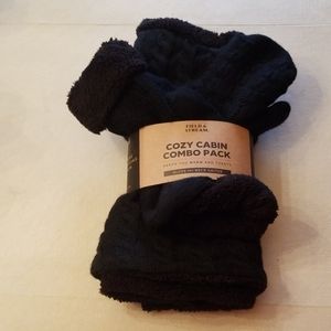 Field & Stream Mittens & Neck Warmer Set